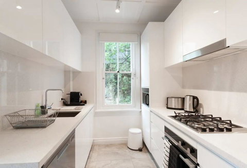 Luxurious Heritage Home With Harbour Bridge Views - New Castle Holiday 1