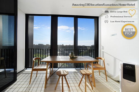 Luxurious Walking To Central Amazing Location - New Castle Holiday 1