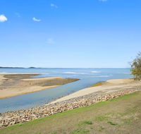 Luxury Beach Unit - New Castle Holiday