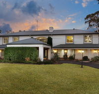 Luxury Bungalow - New Castle Holiday
