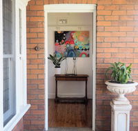 LUXURY IN THE ABSOLUTE HEART OF THE CBD - New Castle Holiday