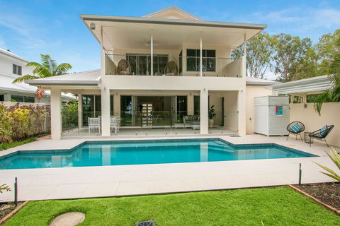 Luxury Living On The Beachfront - New Castle Holiday 0