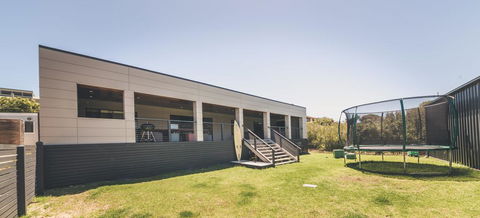Luxury On Lewis - 6 Lewis Road - New Castle Holiday 2