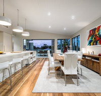 Luxury Tropical Haven - Pacific Avenue Sunshine Beach - New Castle Holiday