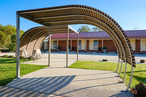 Lydoun Motel - New Castle Holiday 2