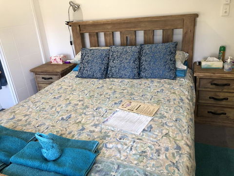 M & T's Waterfront Bed & Breakfast - New Castle Holiday 1