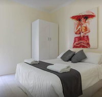 M102 Studio Gem in West Perth Free Tranzit Zone - New Castle Holiday
