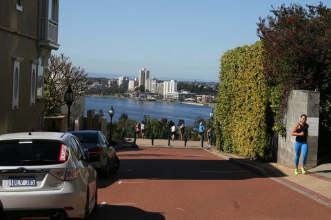 M2 Studio Near Kings Park Free Transit Zone - New Castle Holiday 3