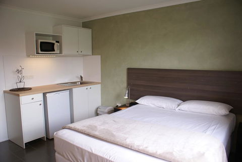 Mackay Motor Inn - New Castle Holiday 0