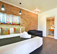 Macquarie Inn - New Castle Holiday
