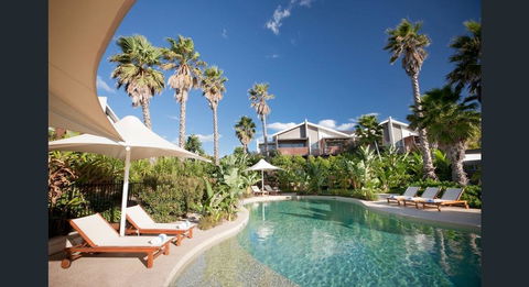 Magenta Shores 3 Bedroom Villa - New Castle Holiday 2