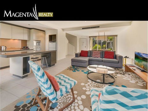 Magenta Shores 3 Bedroom Villa - New Castle Holiday 0