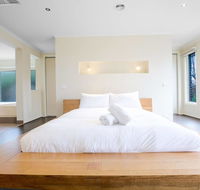 Magnificent lux stayMont Albert 4BR/WIFI/Garage - New Castle Holiday