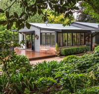 Magnolias on Mernda - New Castle Holiday