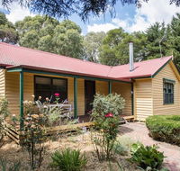 Malakai Farm Stay - New Castle Holiday