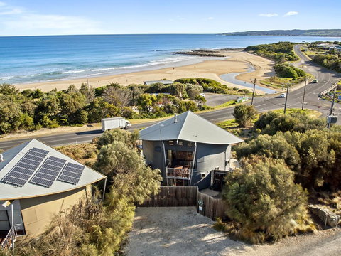 Manta Ray One - New Castle Holiday 3