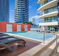 Mantra Broadbeach on the Park - New Castle Holiday