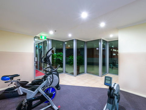 Mantra On Edward - New Castle Holiday 2