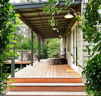 Maple Cottage - New Castle Holiday