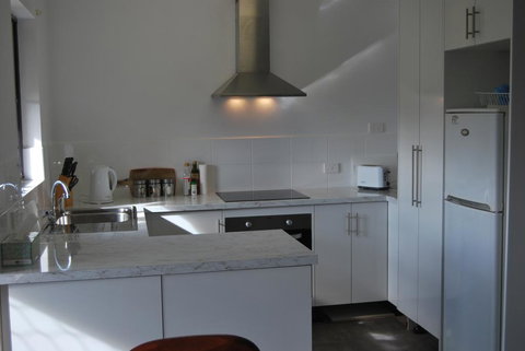 Maple Tree Cottage - New Castle Holiday 1