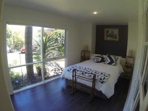 Maralyn - New Castle Holiday 3