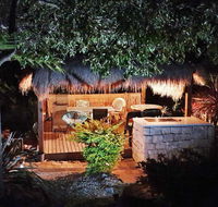 Marazul Paradise Beach House- Panoramic Ocean Views - New Castle Holiday