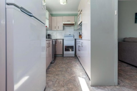 Marine Drive, 32 - New Castle Holiday 3