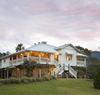 Mavis's Cabins  Mt Warning - New Castle Holiday