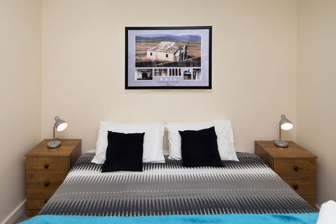 Max's Place 2 - New Castle Holiday 3