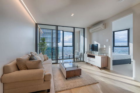 Melbourne Marvellous Sky High Apartment@Lighthouse - New Castle Holiday 0