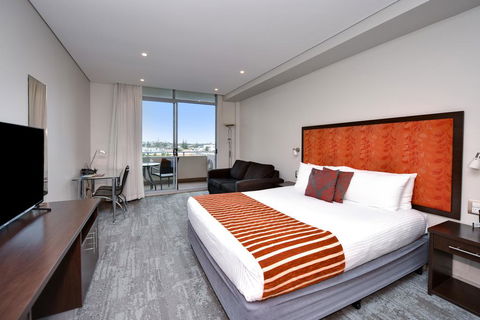 Mercure Centro Port Macquarie - New Castle Holiday 3
