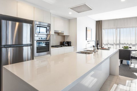 Meriton Suites Zetland - New Castle Holiday 2
