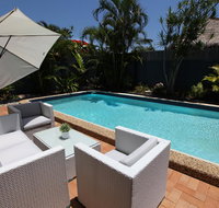 Mermaid Beach House - New Castle Holiday