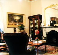 Merton Manor Exclusive BB - New Castle Holiday
