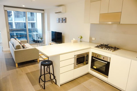 MH003 #Sea View Apartment - New Castle Holiday 0