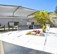 Middle Sea - perfect for two families - New Castle Holiday