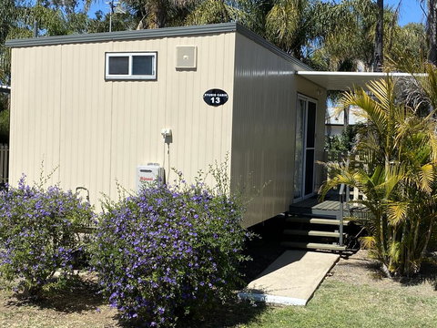 Millmerran Village Caravanpark - New Castle Holiday 3