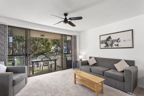 Mistral Court, Unit 7/17 Mistral Close - New Castle Holiday 1