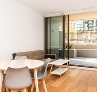 Modern Apartment in Darling Harbour - New Castle Holiday
