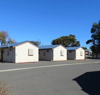 Moonta Bay Cabins - New Castle Holiday