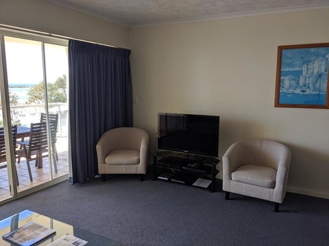 Moorings Beach Resort - New Castle Holiday 2
