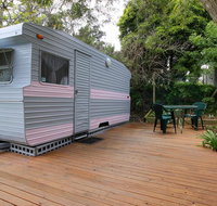 Mornington Peninsula Retro Glamping - New Castle Holiday