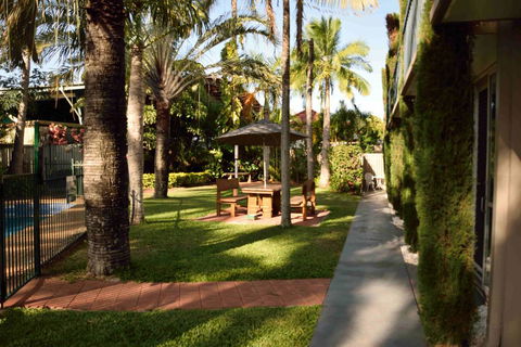 Motel 98 - New Castle Holiday 0