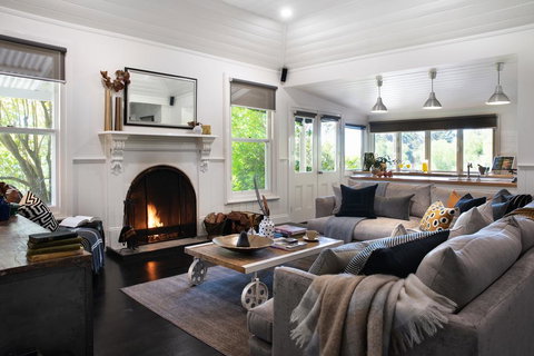 Mount Olive - New Castle Holiday 0