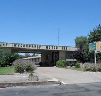 Mount Wycheproof Motor Inn - New Castle Holiday