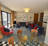 Mowamba B2 Three Bedroom - New Castle Holiday