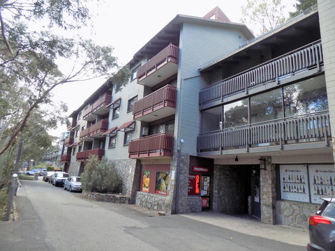 Mowamba D2 - New Castle Holiday 1