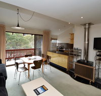 Mowamba D5 - New Castle Holiday