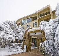 Mt Buller Chalet Hotel  Suites - New Castle Holiday