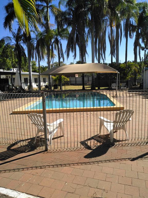 Mt Isa Irish Club Accommodation - New Castle Holiday 3